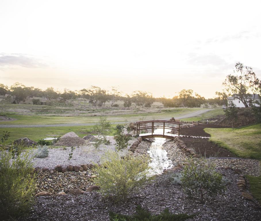 The Woolshed At Jondaryan Hotel Exterior foto
